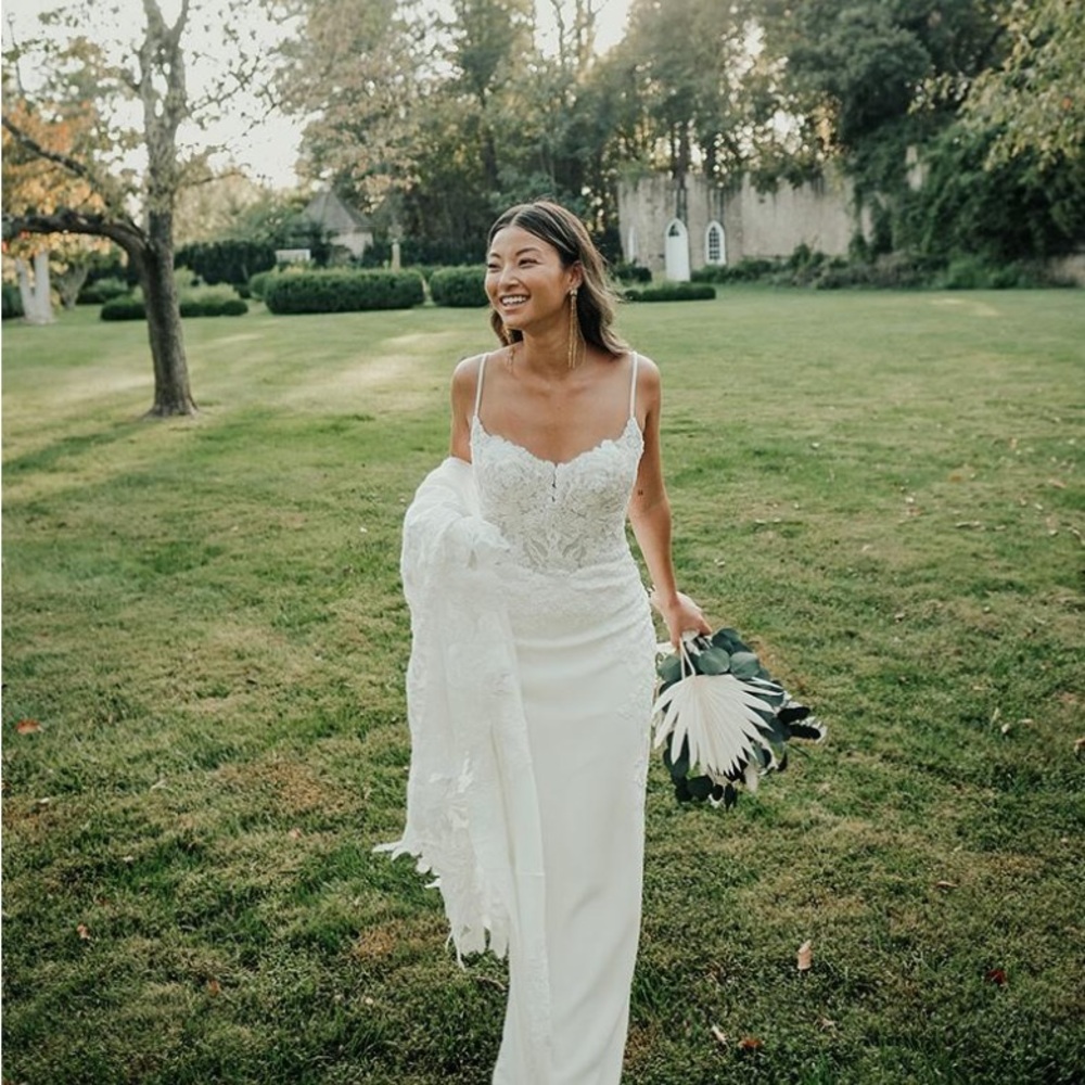 Essense of Australia D3458 Wedding dress